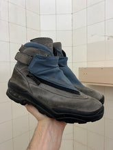 Load image into Gallery viewer, 1990s Salomon Adventure 7 Gen 1 - Size 7 US
