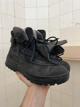 Load image into Gallery viewer, 2000s Salomon Adventure 7 Gen 2 - Size 6 US
