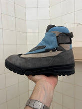 Load image into Gallery viewer, 2000s Salomon Adventure 7 Gen 2 - Size 9.5 US