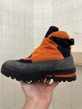 Load image into Gallery viewer, 2000s Salomon Adventure 7 Gen 2 - Size 6 US