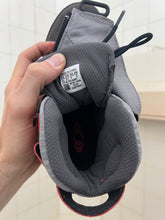 Load image into Gallery viewer, 2000s Salomon Adventure 7 Gen 2 - Size 5 US