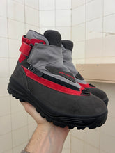 Load image into Gallery viewer, 2000s Salomon Adventure 7 Gen 2 - Size 5 US