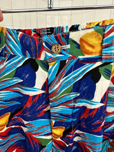 Load image into Gallery viewer, ss1993 Issey Miyake Aloha Floral Shorts - Size M