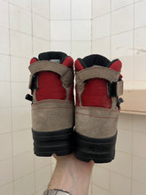 Load image into Gallery viewer, 2000s Salomon Adventure 7 Gen 2 - Size 7.5 US