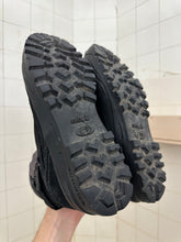 Load image into Gallery viewer, 2000s Salomon Adventure 7 Gen 2 - Size 8.5 US