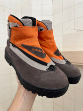 Load image into Gallery viewer, 2000s Salomon Adventure 7 Gen 2 - Size 8.5 US