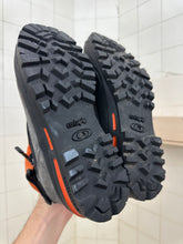 Load image into Gallery viewer, 2000s Salomon Adventure 7 Gen 2 - Size 6 US
