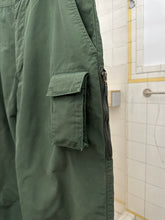 Load image into Gallery viewer, 2000s Dockers Equipment For Legs x Massimo Osti Lined Military Trousers with with Packable Cargo Pockets - Size L