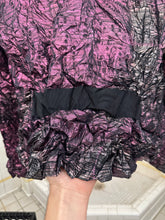 Load image into Gallery viewer, aw1999 Issey Miyake Crinkled Iridescent Bolero Top - Size Women's L