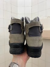 Load image into Gallery viewer, 1990s Salomon Adventure 7 Gen 1 - Size 6.5 US
