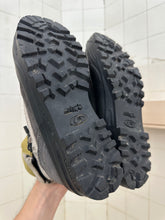 Load image into Gallery viewer, 2000s Salomon Adventure 7 Gen 2 - Size 8 US