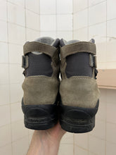 Load image into Gallery viewer, 1990s Salomon Adventure 7 Gen 1 - Size 10.5 US