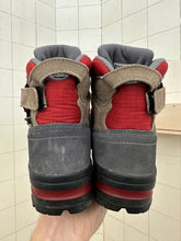 Load image into Gallery viewer, 2000s Salomon Adventure 7 Gen 2 - Size 6.5 US