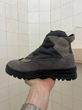 Load image into Gallery viewer, 2000s Salomon Adventure 7 Gen 2 - Size 6 US