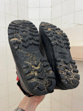 Load image into Gallery viewer, 2000s Salomon Adventure 7 Gen 2 - Size 10 US