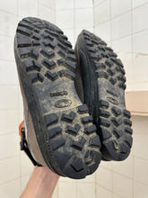 Load image into Gallery viewer, 2000s Salomon Adventure 7 Gen 2 - Size 11 US