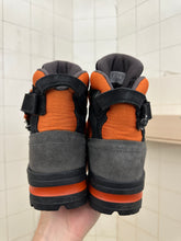 Load image into Gallery viewer, 2000s Salomon Adventure 7 Gen 2 - Size 6 US
