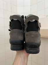 Load image into Gallery viewer, 1990s Salomon Adventure 7 Gen 1 - Size 7.5 US