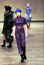 Load image into Gallery viewer, aw1999 Issey Miyake Crinkled Iridescent Bolero Top - Size Women's L