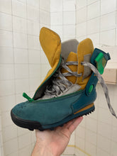 Load image into Gallery viewer, 1990s Salomon Action 9 Hiking Boots with Ankle Chassis System - Size 25.5 cm