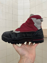 Load image into Gallery viewer, 2000s Salomon Adventure 7 Gen 2 - Size 6.5 US