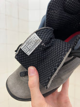 Load image into Gallery viewer, 1990s Salomon Adventure 7 Gen 1 - Size 7 US