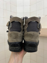 Load image into Gallery viewer, 1990s Salomon Adventure 7 Gen 1 - Size 6 US