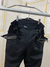 Load image into Gallery viewer, 2000s Vintage Crusader 21 Darted Knee Pants - Size L