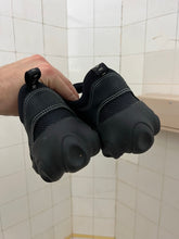 Load image into Gallery viewer, 2000s Oakley ‘Flesh’ Slip-On Sandals in Black - Size 10.5 US