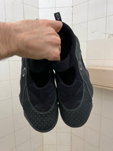 Load image into Gallery viewer, 2000s Oakley ‘Flesh’ Slip-On Sandals in Black - Size 10.5 US