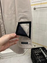 Load image into Gallery viewer, 2000s Samsonite 'Travel Wear' Light Khaki Hooded Compass Jacket - Size M