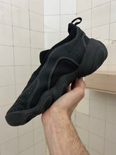 Load image into Gallery viewer, 2000s Oakley ‘Flesh’ Slip-On Sandals in Black - Size 10.5 US