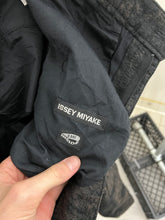 Load image into Gallery viewer, aw2009 Issey Miyake APOC Woven Camo Cargo Pants - Size L