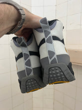 Load image into Gallery viewer, 2000s Vintage Nike ACG Govy Boot - Size 9 US