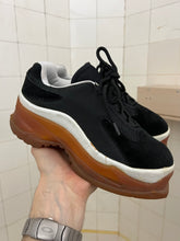 Load image into Gallery viewer, ss1998 Issey Miyake Futuristic Black and Gum Platform Low Trainers - Size 7 US (23.5cm)
