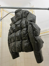 Load image into Gallery viewer, aw2001 Issey Miyake Deformed 3D Puffer Jacket - Size L