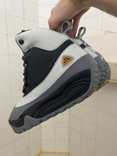 Load image into Gallery viewer, 2000s Vintage Nike ACG Govy Boot - Size 9 US