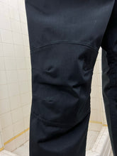 Load image into Gallery viewer, 2000s Vintage Crusader 21 Darted Knee Pants - Size L