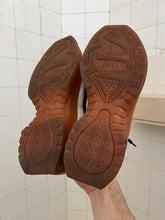 Load image into Gallery viewer, ss1998 Issey Miyake Futuristic Black and Gum Platform Low Trainers - Size 7 US (23.5cm)