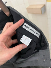 Load image into Gallery viewer, aw1996 Issey Miyake Expandable Moto Pants with Hidden Pockets - Size M
