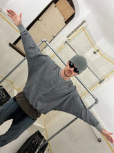 Load image into Gallery viewer, 1980s Issey Miyake 4-Panel Batwing Sleeve Sweatshirt - Size M