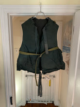 Load image into Gallery viewer, 1940s Vintage WW2 US Kapok Life Jacket - Size OS
