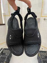 Load image into Gallery viewer, 2000s Oakley ‘Impact Crater’ Sandals - Size 7 US