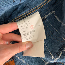 Load image into Gallery viewer, ss2015 Junya Watanabe x Levi's Indigo Boro Trucker Jacket - Size M