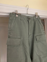 Load image into Gallery viewer, 1999 General Research Faded Sage Ripstop Cargo Pants - Size M