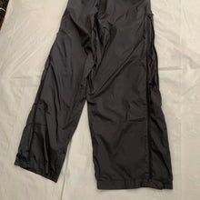 Load image into Gallery viewer, aw2000 Issey Miyake Black Technical Trackpants - Size M