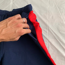Load image into Gallery viewer, 2010s Cav Empt Navy Cotton Sweatshorts with Ribbed Side Seams - Size XL