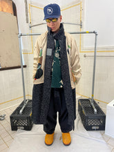Load image into Gallery viewer, 2000s Yohji Yamamoto Wide Leg Cropped Trousers - Size L
