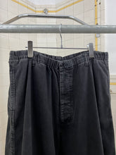 Load image into Gallery viewer, 2000s Yohji Yamamoto Wide Leg Cropped Trousers - Size L