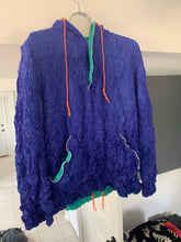 Load image into Gallery viewer, aw1999 Issey Miyake Blue Crinkled Bungee Pullover Packable Hoodie - Size M